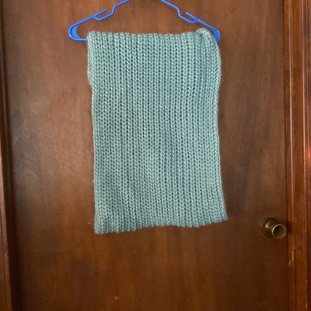 Scarf, mint green, knit